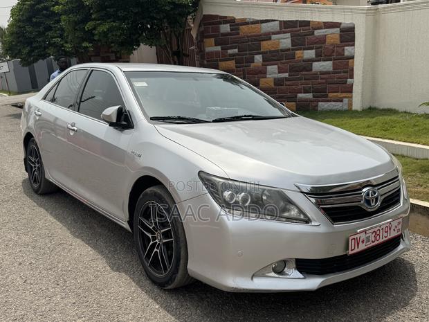 Toyota Camry 2014 Silver