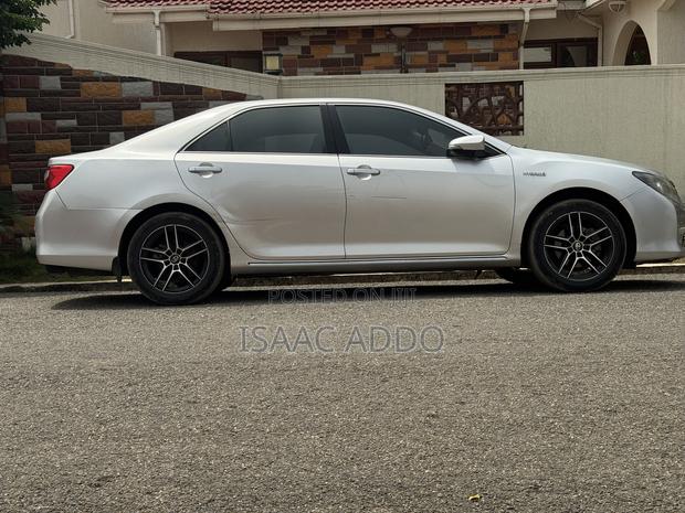 Toyota Camry 2014 Silver