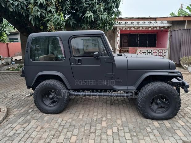Jeep Wrangler Base 4x4 1993 Black