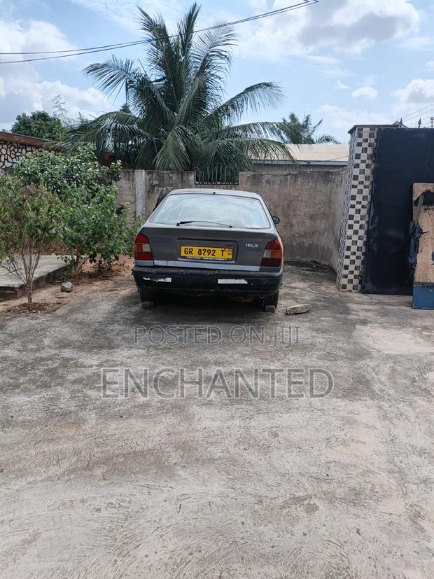 Nissan Primera 2004 Gray