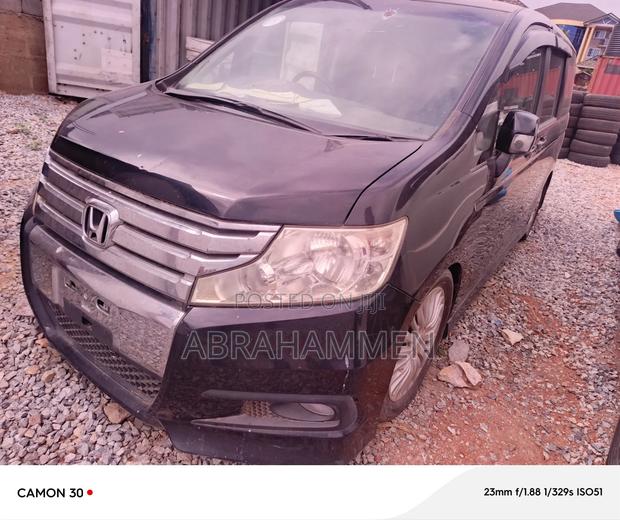 Honda Stepwgn 2012 Black