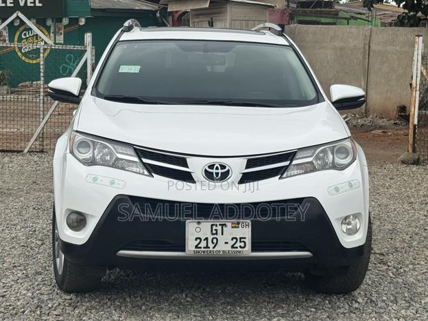 Toyota RAV4 2013 White