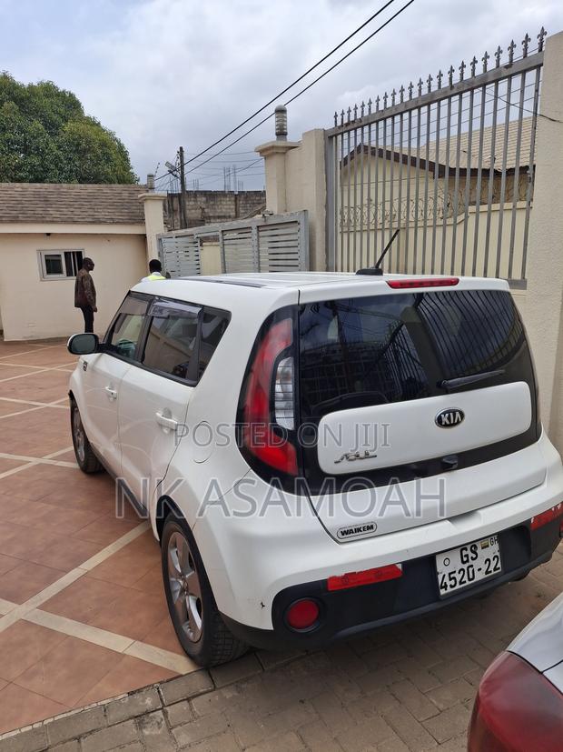 Kia Soul 2018 White