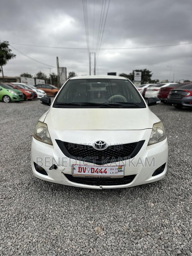Toyota Belta 2010 White