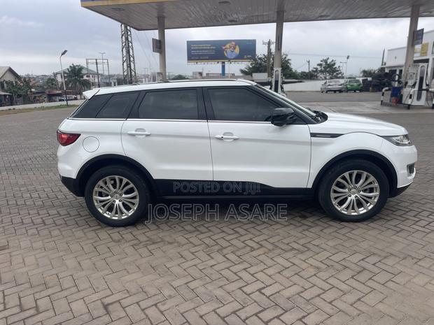 Land Rover Range Rover 2017 White
