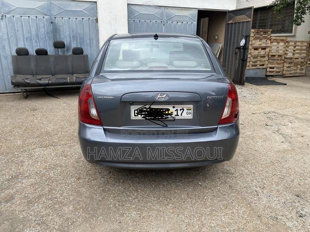 Hyundai Accent 2011 Silver