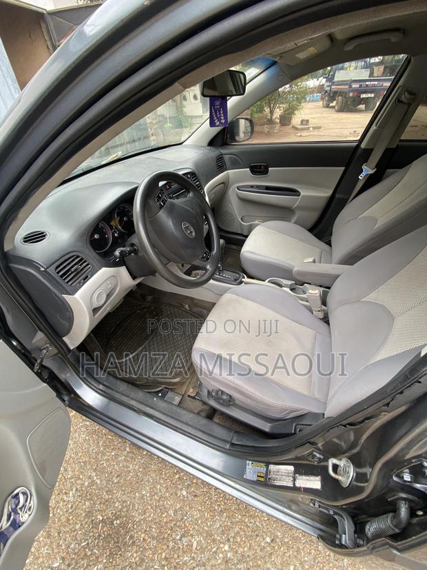 Hyundai Accent 2011 Silver