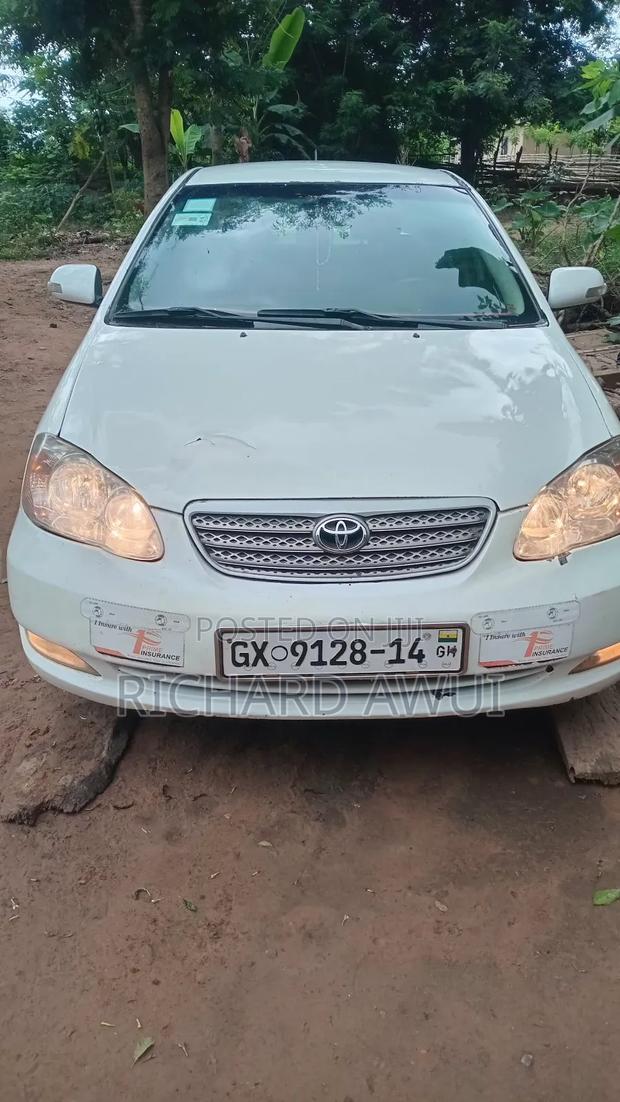 Toyota Corolla 2027 White