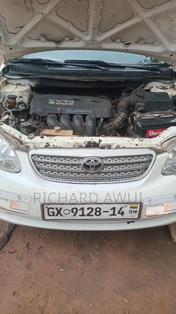 Toyota Corolla 2027 White