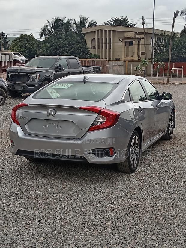 Honda Civic EX-L Sedan 2018 Silver
