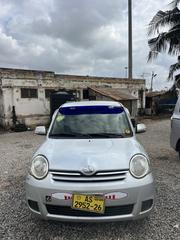 Toyota Sienta 2013 Silver for sale