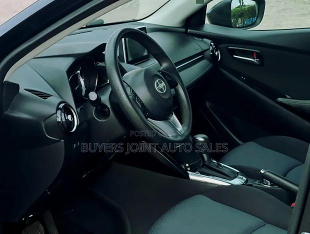 Toyota Yaris iA 1.5 FWD 2016 Black