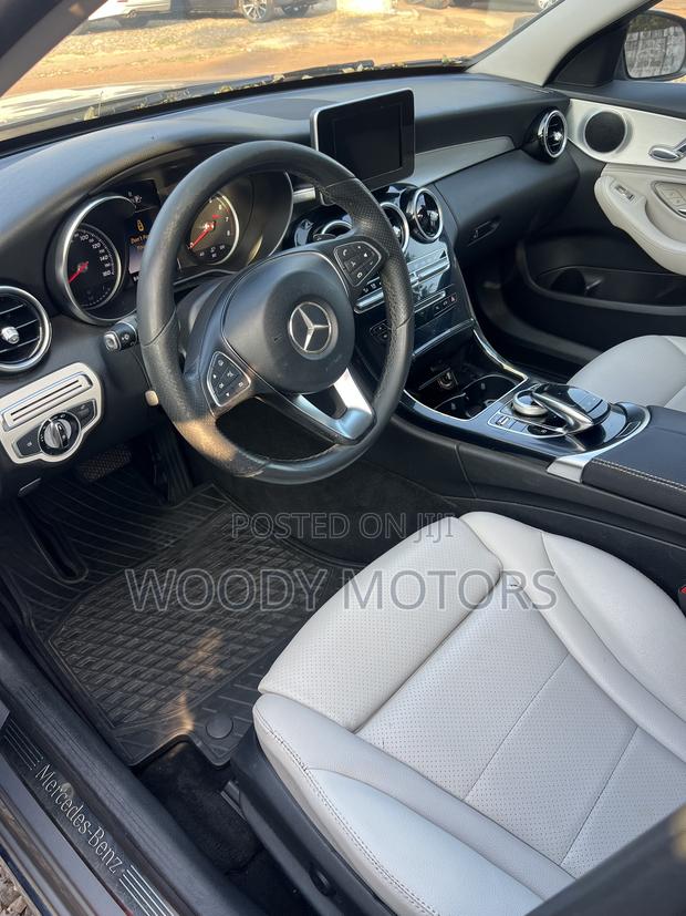 Mercedes-Benz C300 Luxury 4Matic Sedan AWD (2.0L 4cyl 7A) 2016 Silver