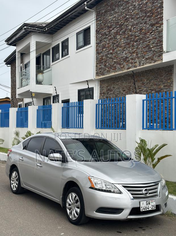 Nissan Sentra S 4dr Sedan (1.8L 4cyl CVT) 2014 Silver