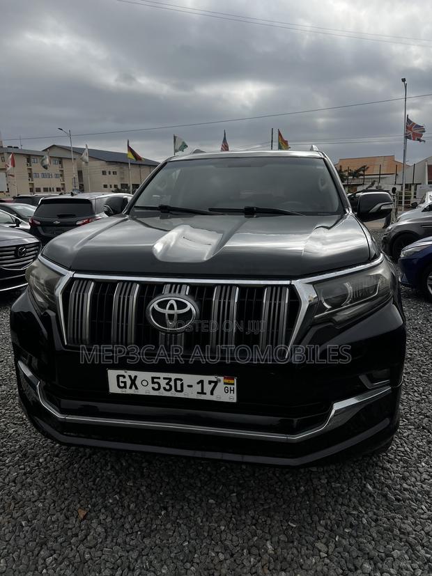 Toyota Land Cruiser Prado 2017 Black