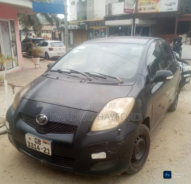Toyota Vitz 1.3 FWD 3dr 2010 Black