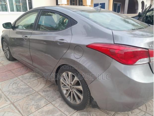Hyundai Elantra Limited Sedan FWD (1.8L 4cyl 6A) 2013 Gray