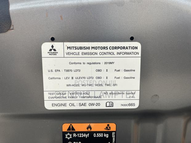 Mitsubishi Outlander 2019 Gray
