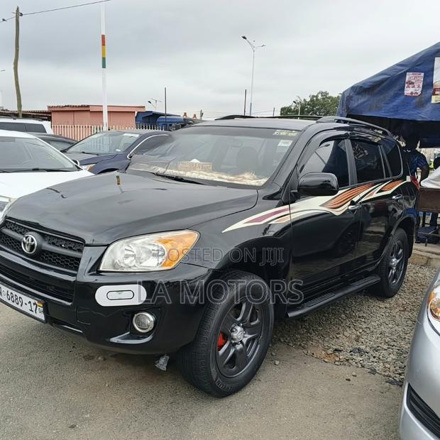 Toyota RAV4 2012 Black