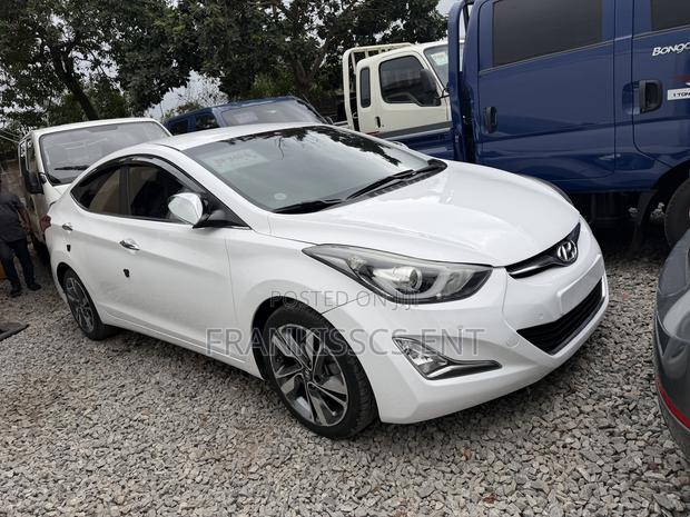 Hyundai Avante 2015 White