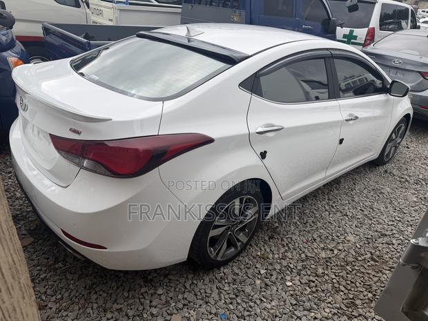Hyundai Avante 2015 White