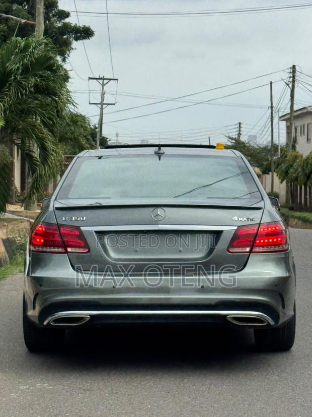 Mercedes-Benz E300 2016 Silver