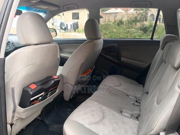 Toyota RAV4 2.5 Limited 2012 Gray