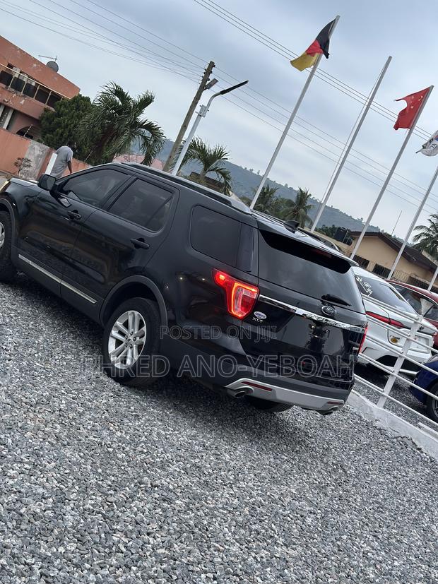 Ford Explorer XLT 4dr 4x4 (2.3L 4cyl 6A) 2017 Black