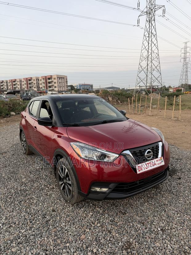 Nissan Kicks 2021 Red