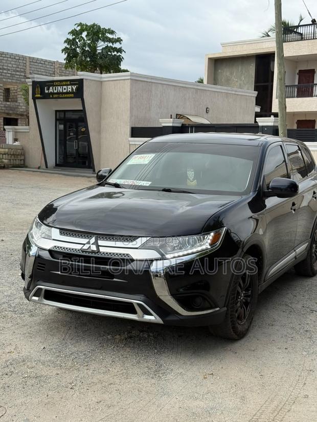 Mitsubishi Outlander ES AWC 2019 Black