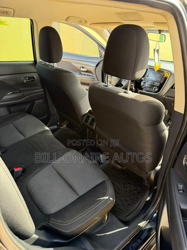 Mitsubishi Outlander ES AWC 2019 Black