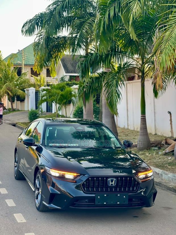 Honda Inspire 2025 Black