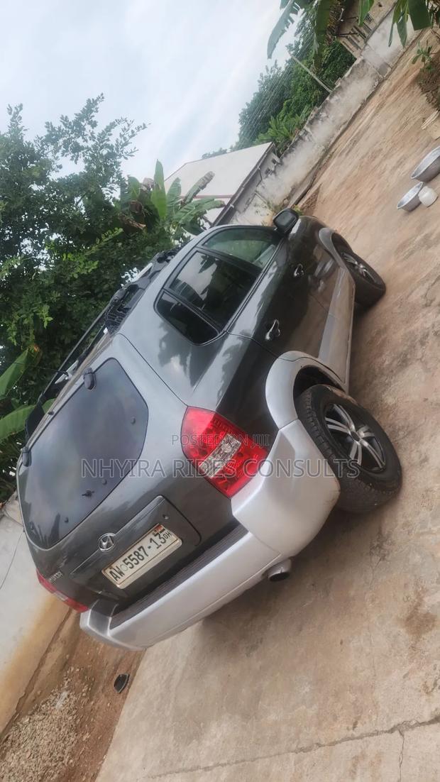 Hyundai Tucson GL FWD 2005 Gray