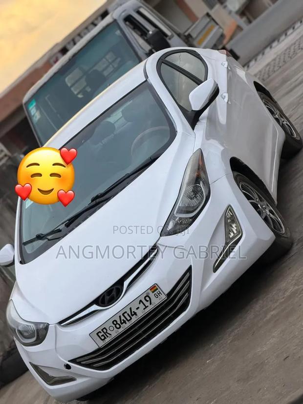 Hyundai Elantra 2013 White