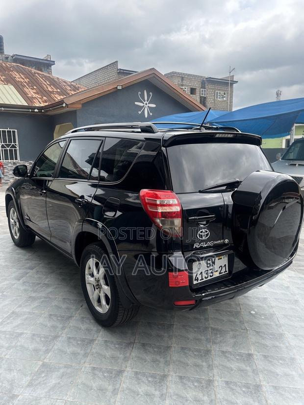 Toyota RAV4 2012 Black