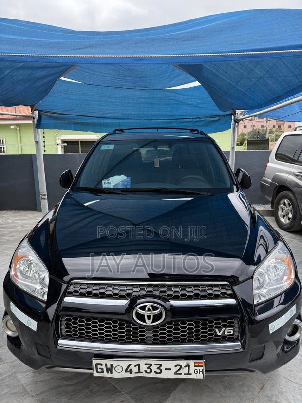 Toyota RAV4 2012 Black