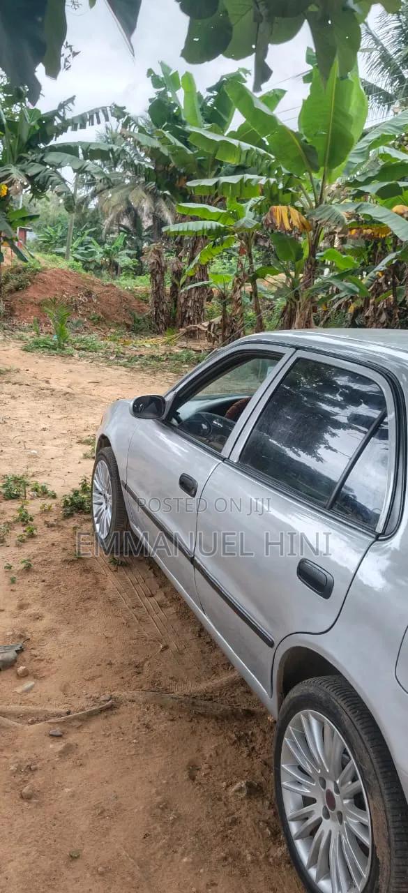 Toyota Corolla 1999 Gray