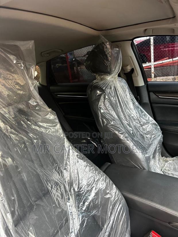 Honda Accord Touring 2.0T 2018 Black