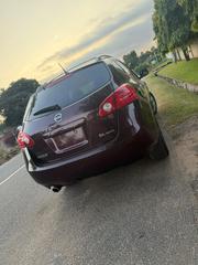 Nissan Rogue SL 2010 Red for sale