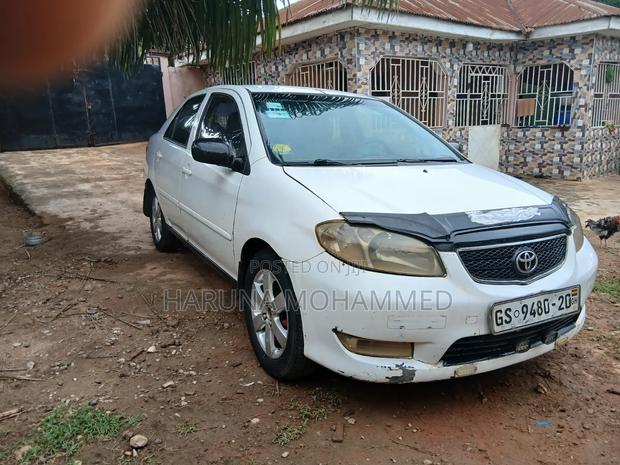 Toyota Vios 2010 White