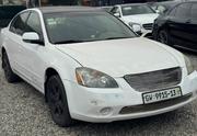 Nissan Altima 2.5 S Sedan 2011 White for sale