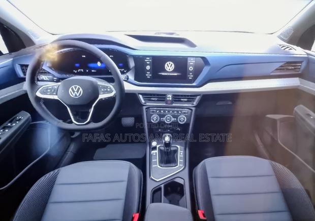 Volkswagen Taos SE 4MOTION 2024 Black