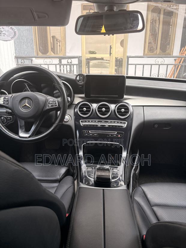 Mercedes-Benz C300 Base Sedan RWD (2.0L 4cyl 7A) 2016 White