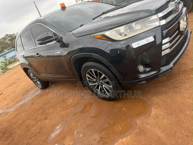 Toyota Highlander XLE 2019 Black