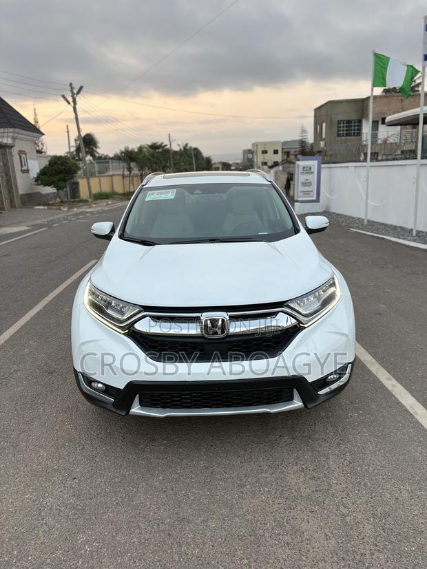 Honda CR-V Touring AWD 2018 White