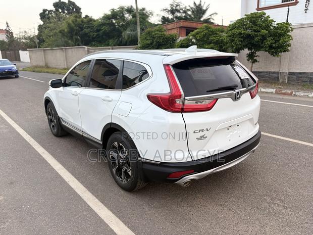 Honda CR-V Touring AWD 2018 White