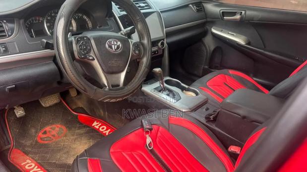 Toyota Camry 2014 Red