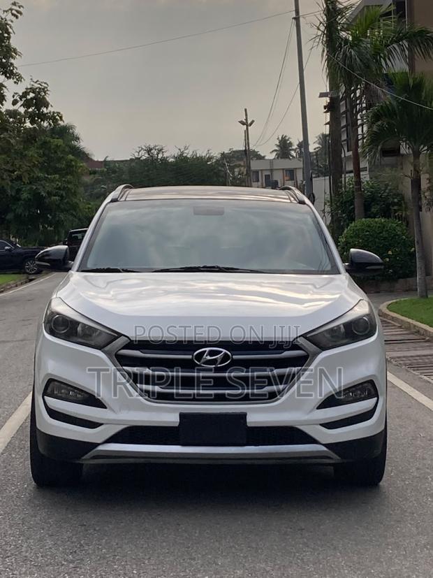 Hyundai Tucson Limited AWD 2017 White