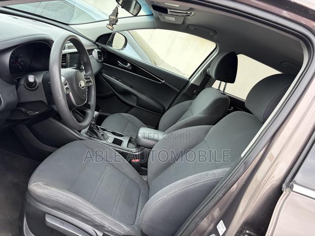 Kia Sorento 2.4L LX AWD 2019 Brown