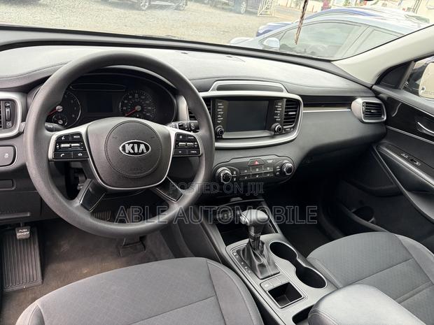 Kia Sorento 2.4L LX AWD 2019 Brown